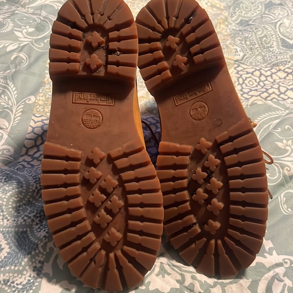 Shoes - Picture 10 of 12